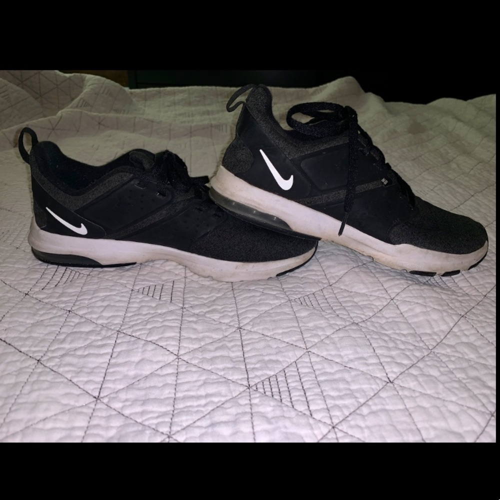Nike Tennis shoes, size 7, women’s